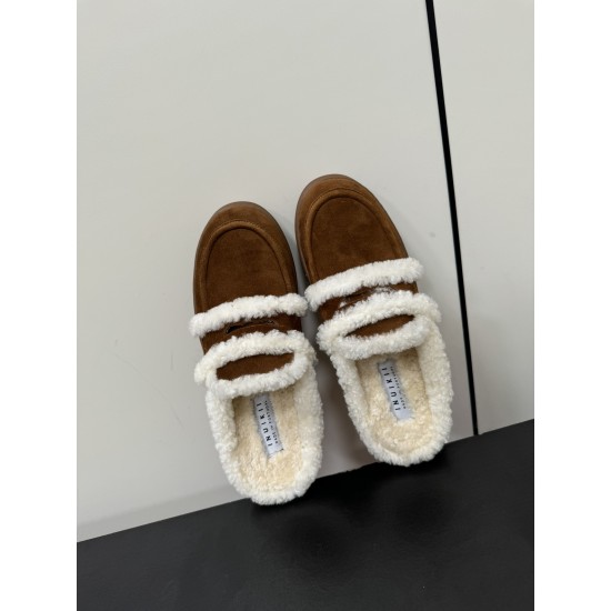 Inuikii Slippers Collection
Women 35-40
