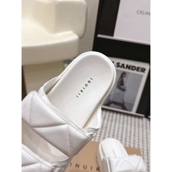 Inuikii Slippers Collection
Women 35-40
