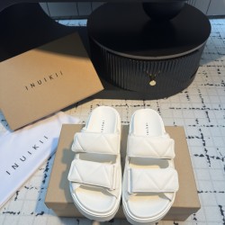 Inuikii Slippers Collection
Women 35-40
