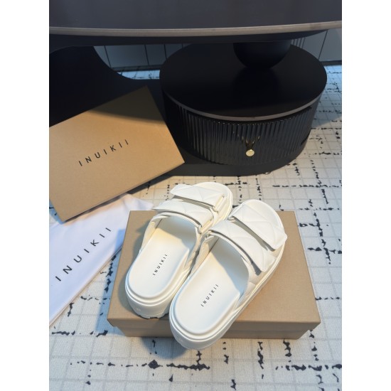 Inuikii Slippers Collection
Women 35-40
