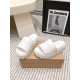 Inuikii Slippers Collection
Women 35-40
