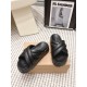 Inuikii Slippers Collection
Women 35-40
