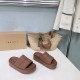 Inuikii Slippers Collection
Women 35-40
