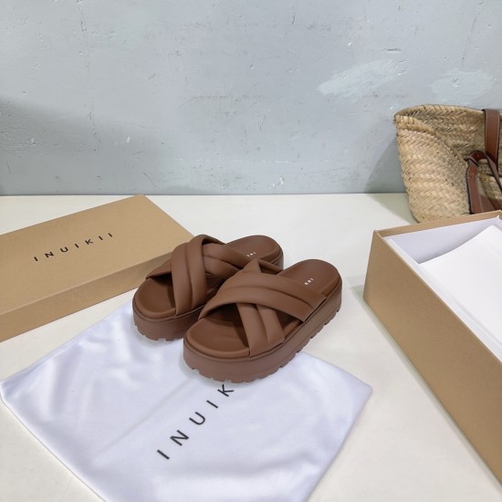Inuikii Slippers Collection
Women 35-40
