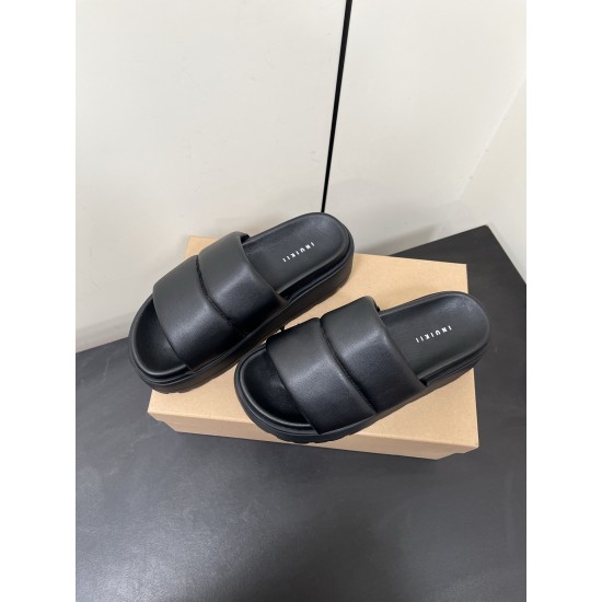 Inuikii Slippers Collection
Women 35-40
