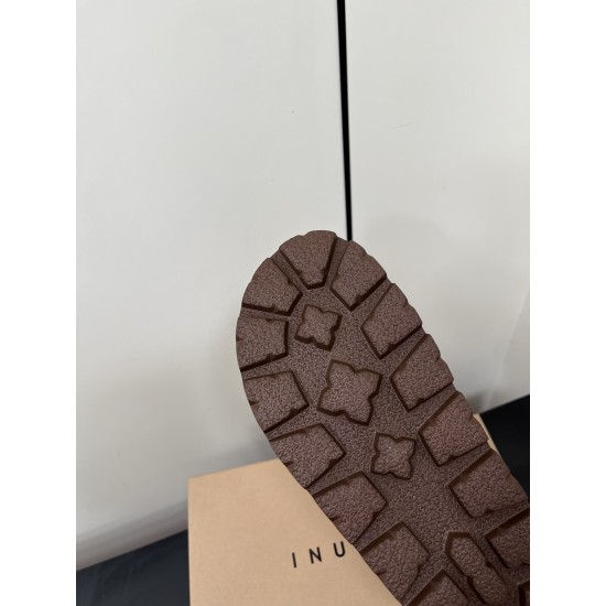 Inuikii Slippers Collection
Women 35-40
