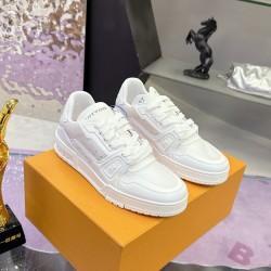 LV Casual Shoes Top Quality
Women 35-41
Men 39-45