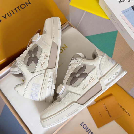 LV Casual Shoes Top Quality
Women 35-41
Men 39-45