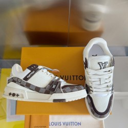 LV Casual Shoes Top Quality
Women 35-41
Men 39-45