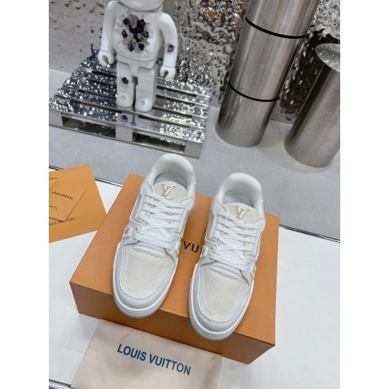 LV Casual Shoes Top Quality
Women 35-41
Men 39-45