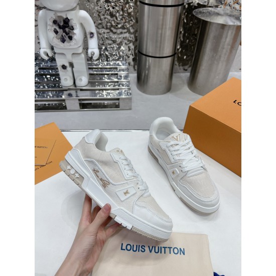 LV Casual Shoes Top Quality
Women 35-41
Men 39-45