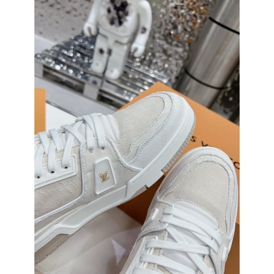 LV Casual Shoes Top Quality
Women 35-41
Men 39-45