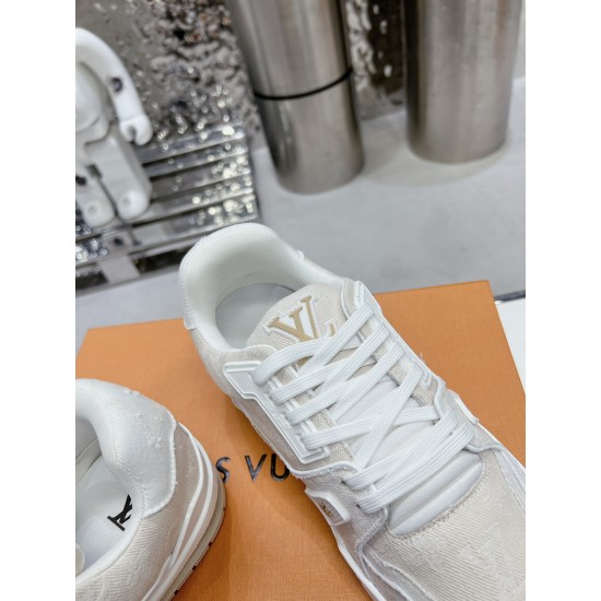 LV Casual Shoes Top Quality
Women 35-41
Men 39-45