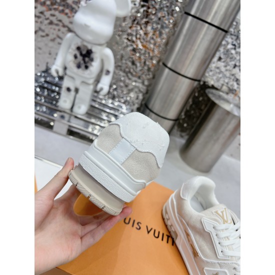 LV Casual Shoes Top Quality
Women 35-41
Men 39-45