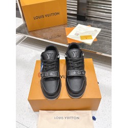 LV Casual Shoes Top Quality
Women 35-41
Men 39-45
