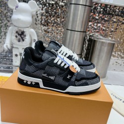 LV Casual Shoes Top Quality
Women 35-41
Men 39-45