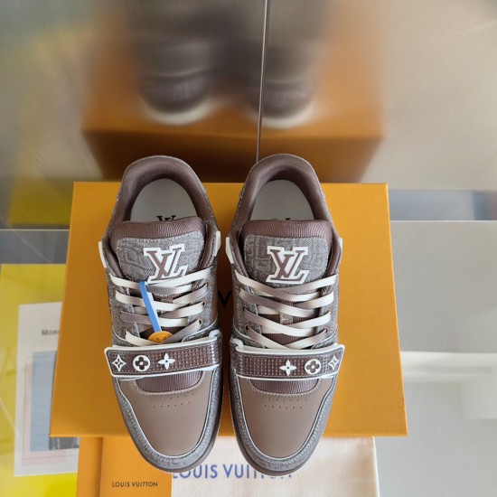 LV Casual Shoes Top Quality
Women 35-41
Men 39-45