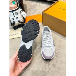 LV Casual Shoes Top Quality
Women 35-41
Men 39-45