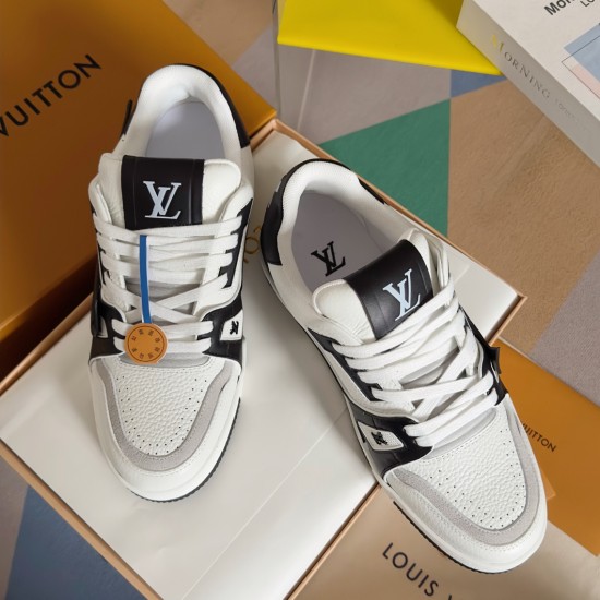 LV Casual Shoes Top Quality
Women 35-41
Men 39-45