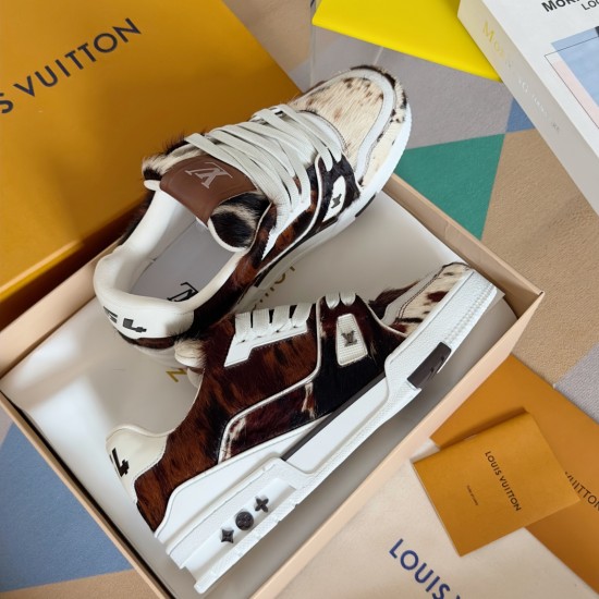 LV Casual Shoes Top Quality
Women 35-41
Men 39-45