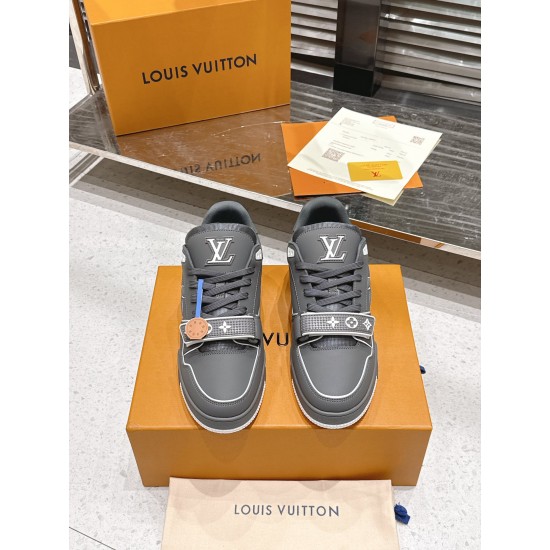 LV Casual Shoes Top Quality
Women 35-41
Men 39-45