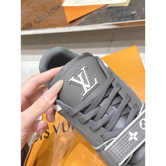 LV Casual Shoes Top Quality
Women 35-41
Men 39-45