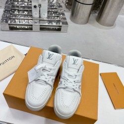 LV Casual Shoes Top Quality
Women 35-41
Men 39-45