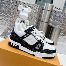 LV Casual Shoes Top Quality
Women 35-41
Men 39-45