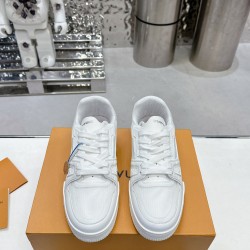LV Casual Shoes Top Quality
Women 35-41
Men 39-45