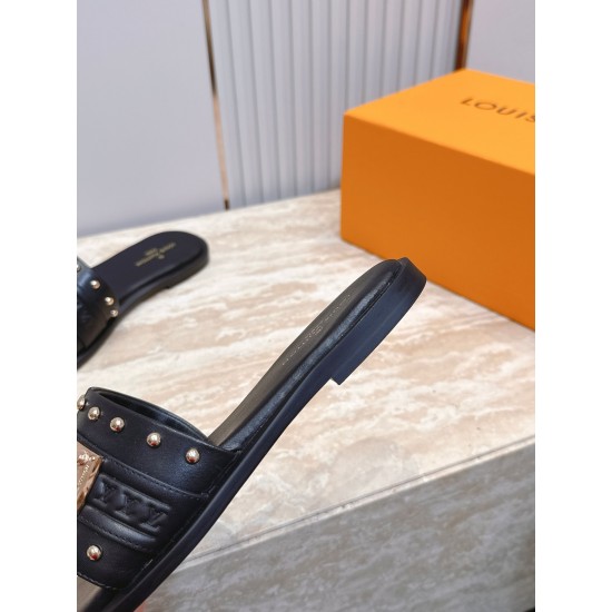 LV slippers