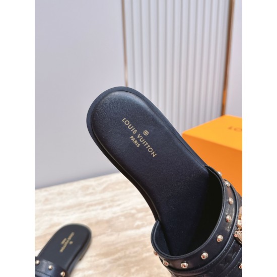 LV slippers