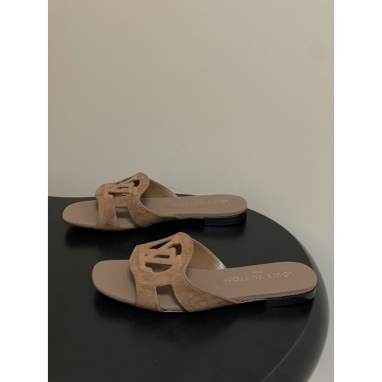 LV slippers