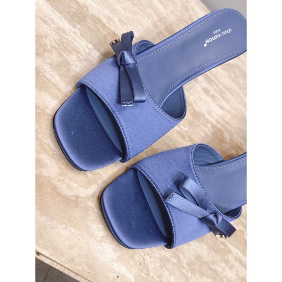 LV slippers