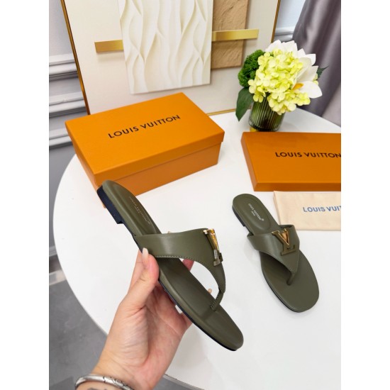 LV slippers