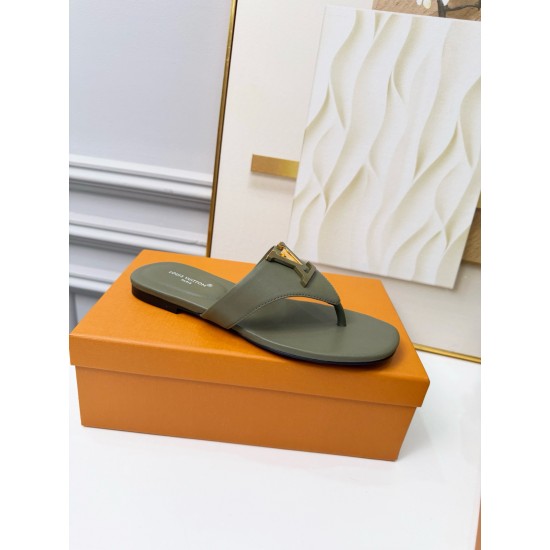 LV slippers