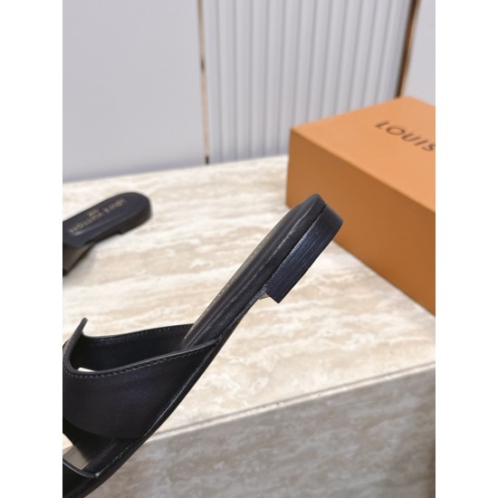 LV slippers