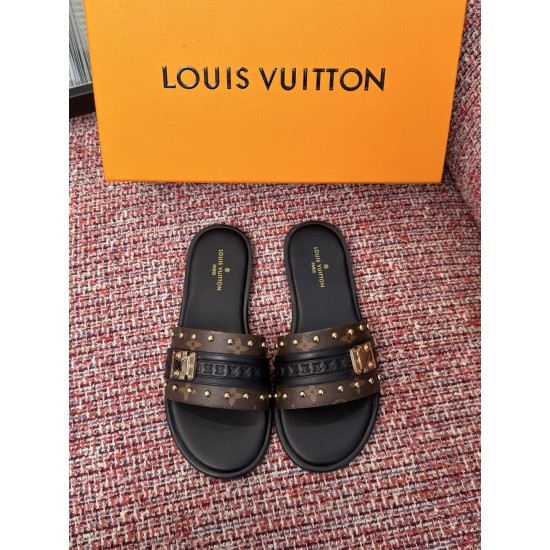 LV slippers