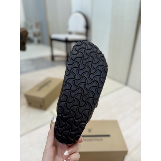 LV slippers