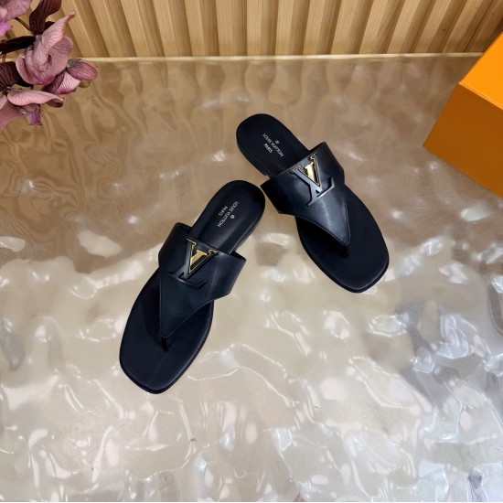 LV slippers