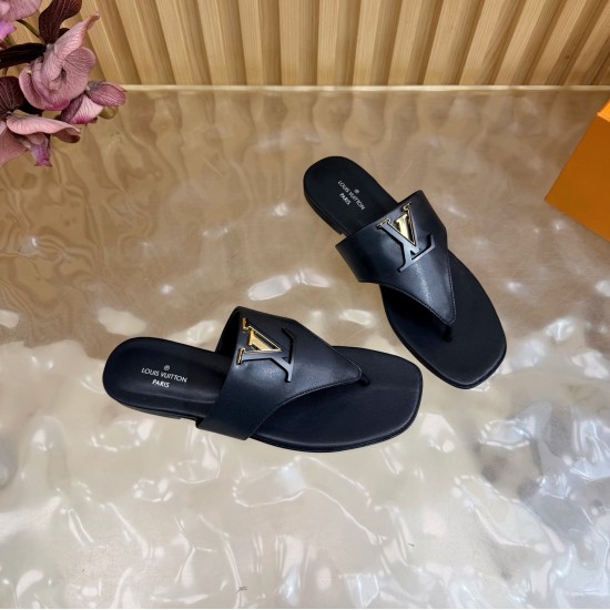 LV slippers