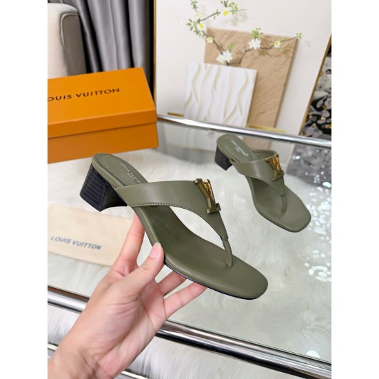 LV slippers