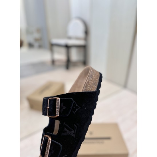 LV slippers