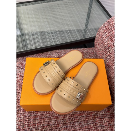 LV slippers