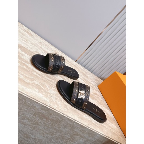 LV slippers