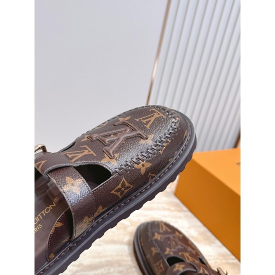 LV slippers