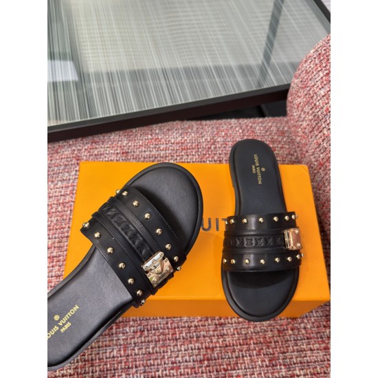 LV slippers