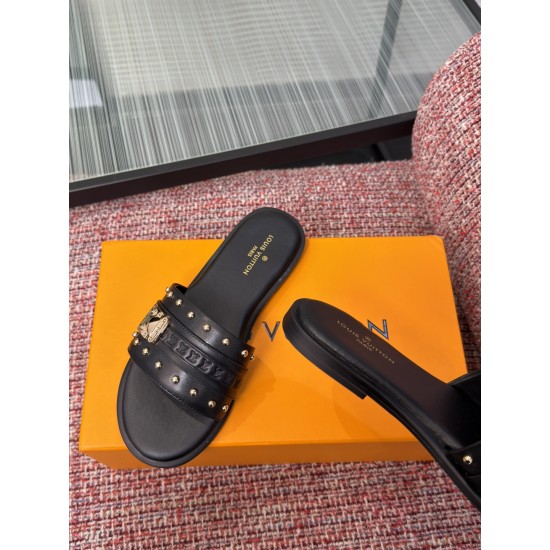 LV slippers