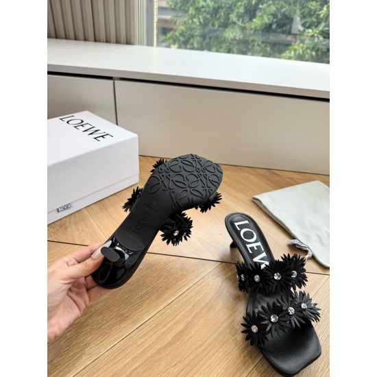 Loewe slippers