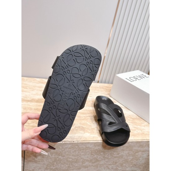 Loewe slippers