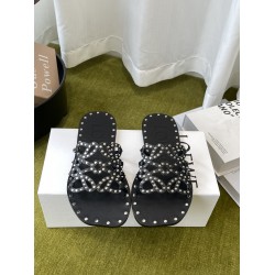 Loewe slippers